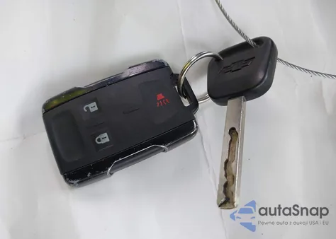 2015 Chevrolet Suburban C1500 Lt z USA, uszkodzony, nr VIN 1GNSCJKC2FR238845